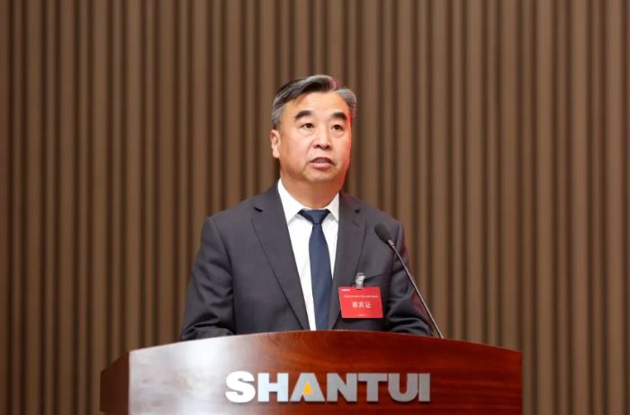 山推召开第六届职工代表大会第七次会议